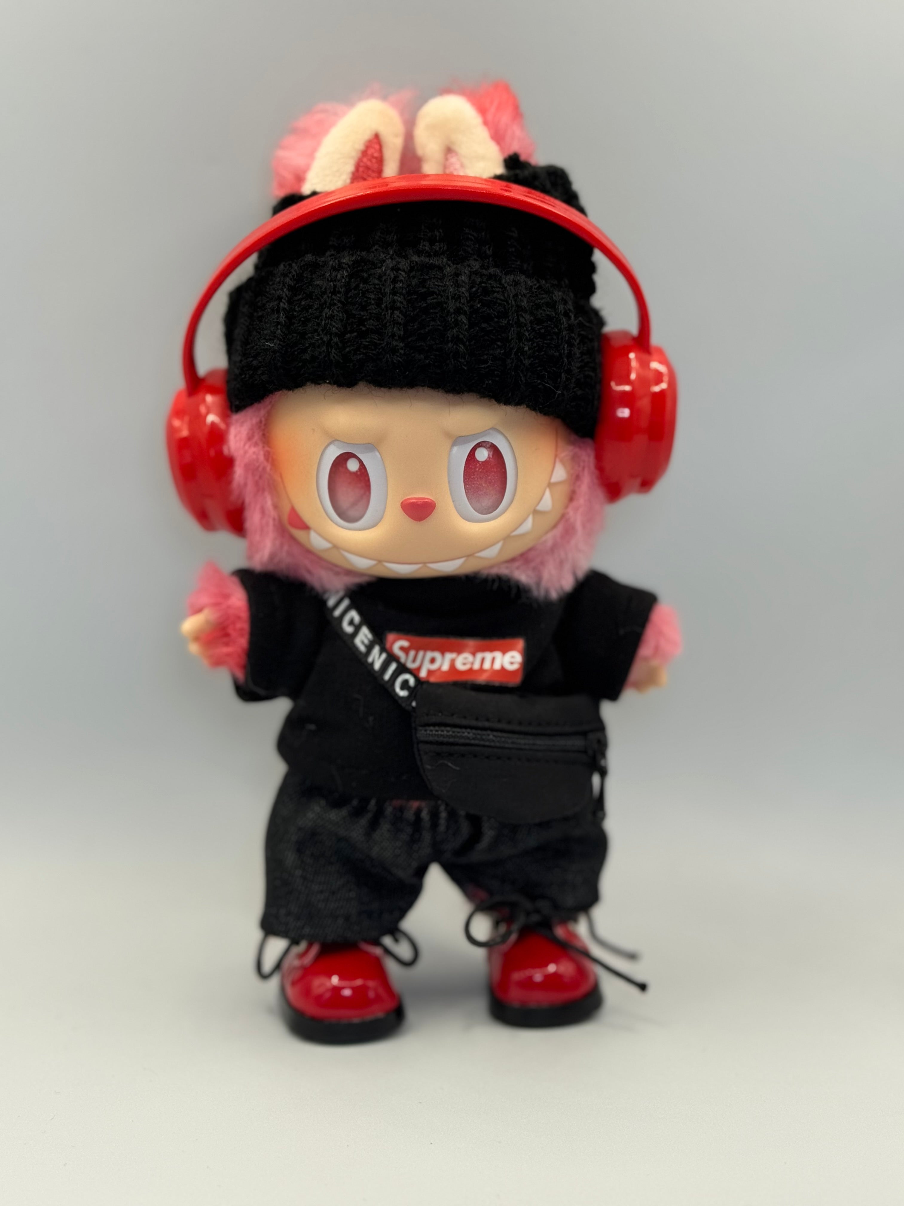 Trendy Black outfit with shoes, fits 17cm Labubu (Doll not included)